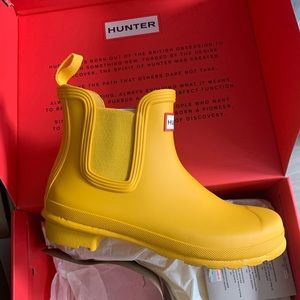 Hunter Womens Original Chelsea Rain Snow Winter Festival Wellington Boot size 8